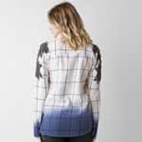 Gimmicks by BKE Window Pane Snap Front Shirt - Picture 7 of 7